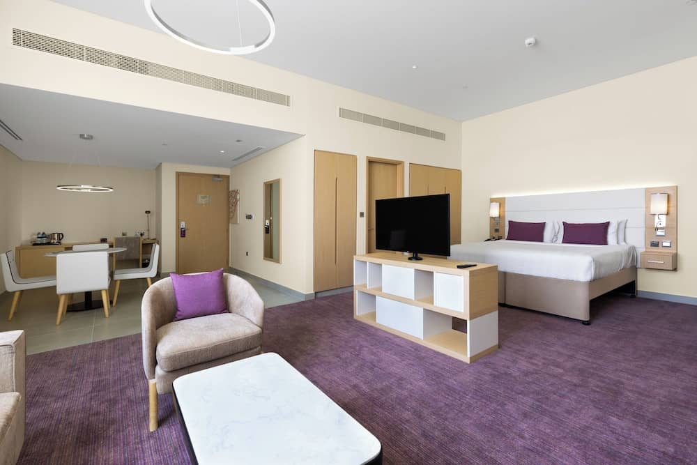 Premier Inn Dubai Ibn Battuta Mall — 4