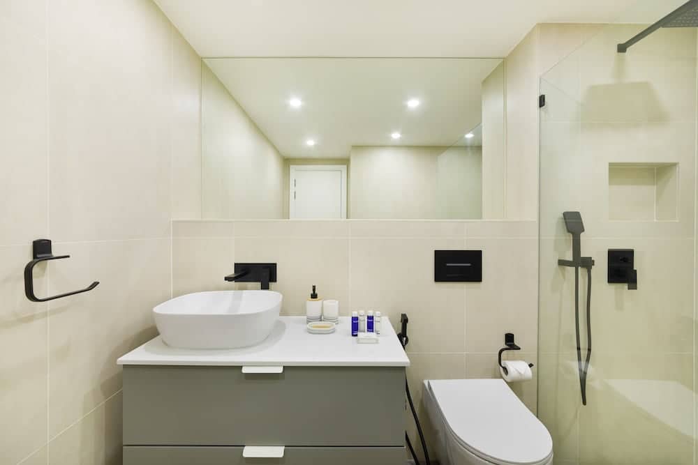 Maison Privee - The Lofts East — 3