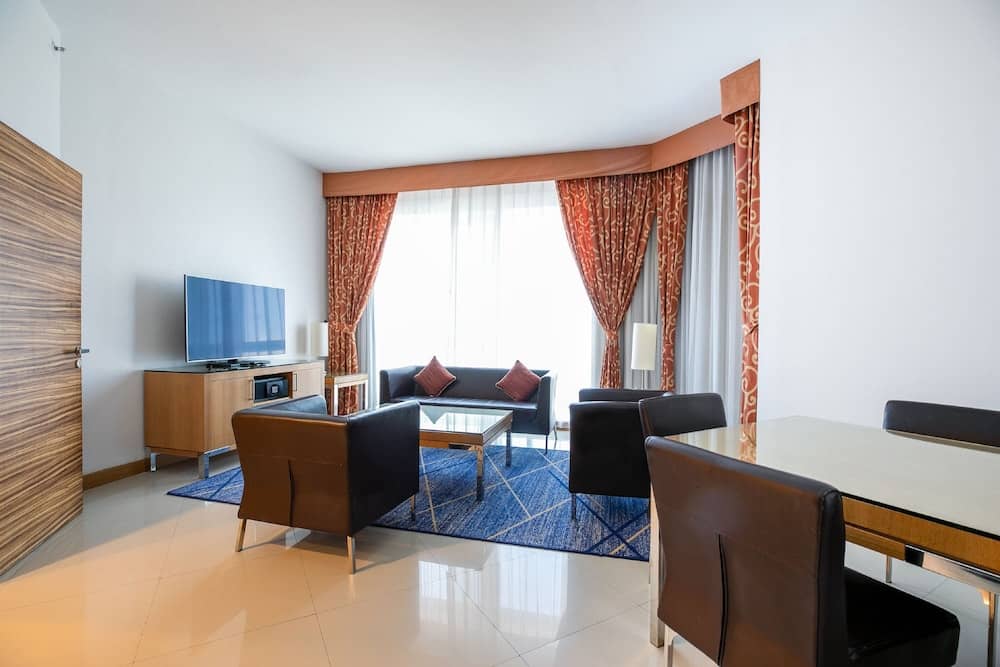 Four Points by Sheraton Bur Dubai — 3
