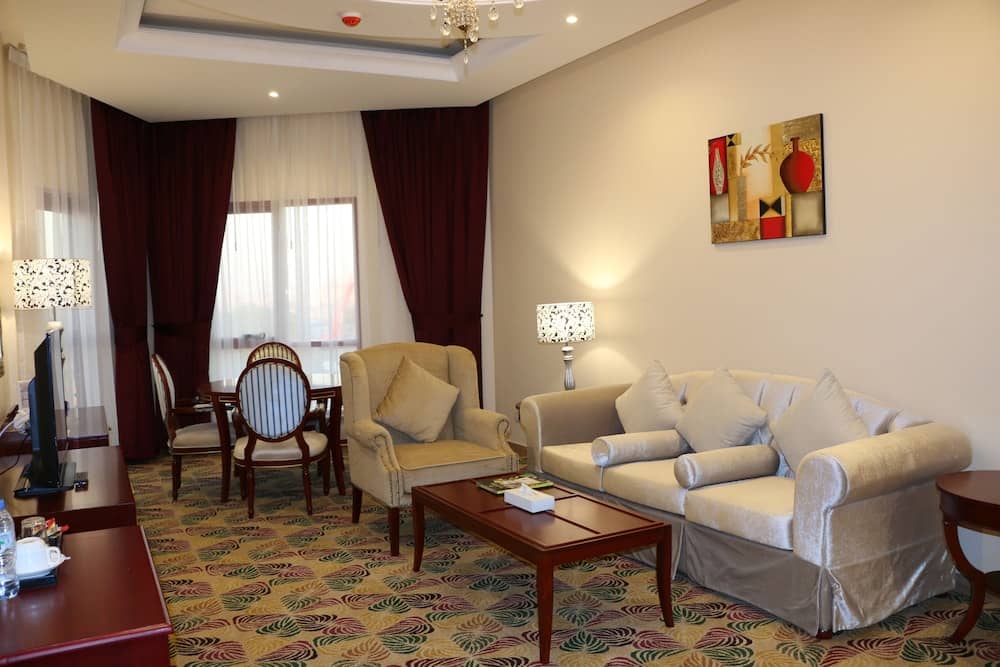 Red Castle Hotel — 2