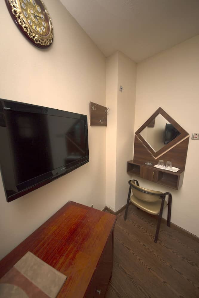 Downtown Hotel — 5