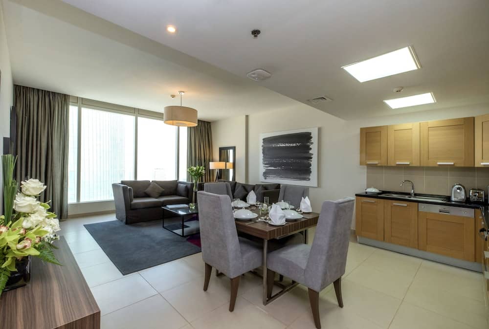 Nassima Tower Hotel Apartments — 3