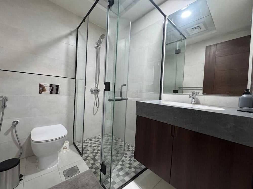 Luxury 1-bedroom fully furnished Lifeline apartment — 5