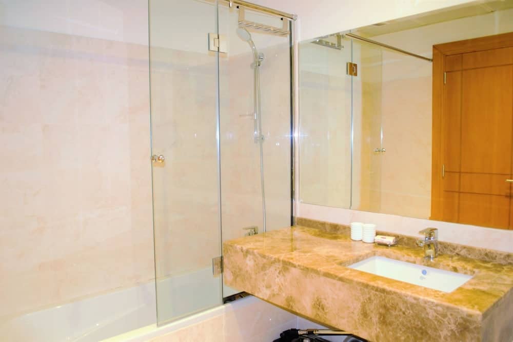 Stylish 1BR near MOE - MRD — 5