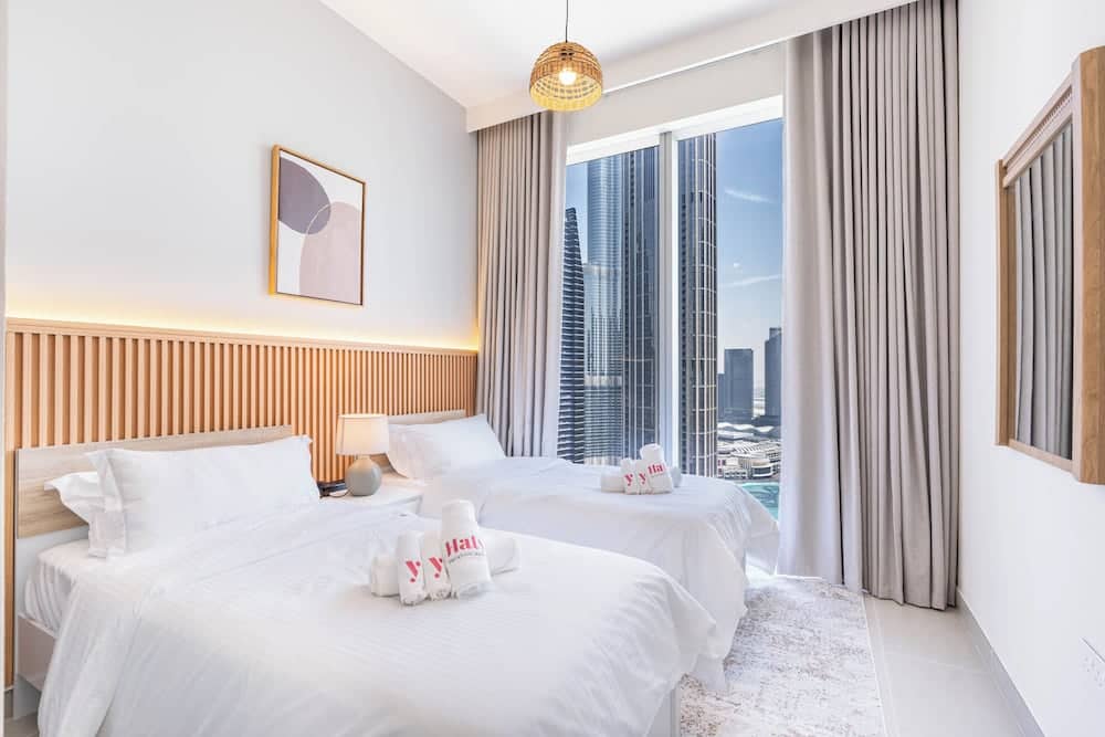 Lux 3BHK Burj Khalifa & fountain view — 2
