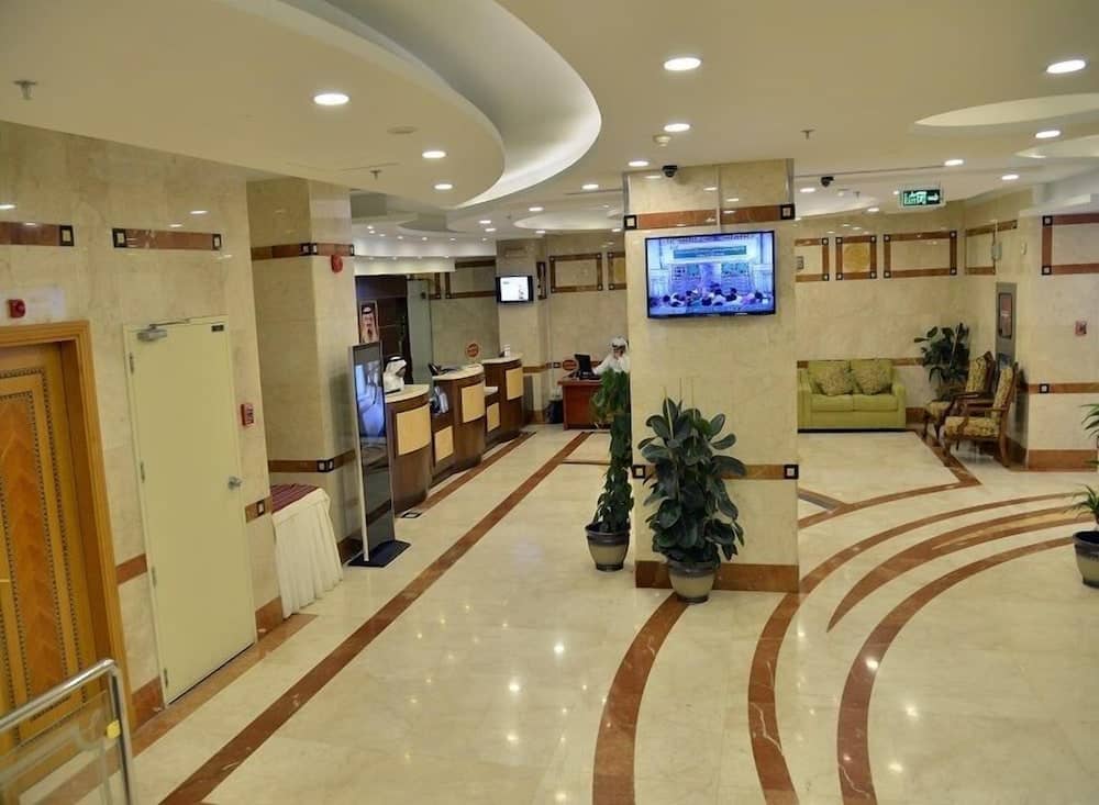 Nozol Royal Inn Hotel — 3