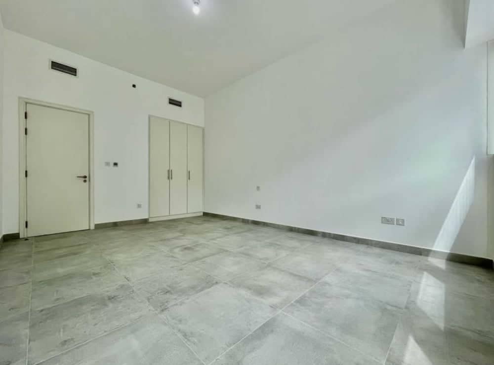 Cozy 1 BHK Apartment in Palette Tower in Tourist Club Area — 4