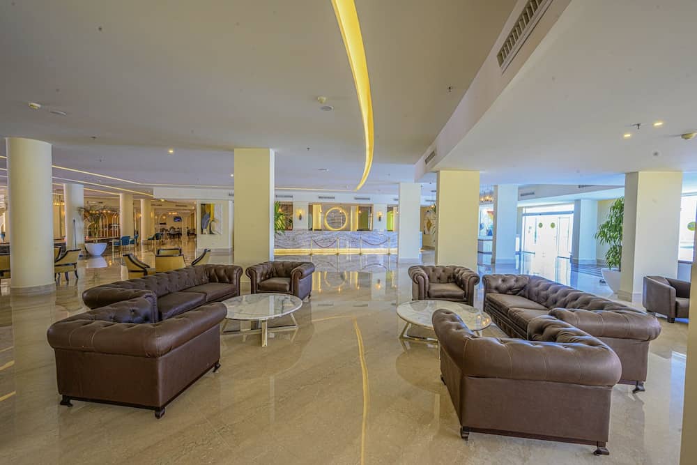 Amwaj Beach Club Abu Soma — 2