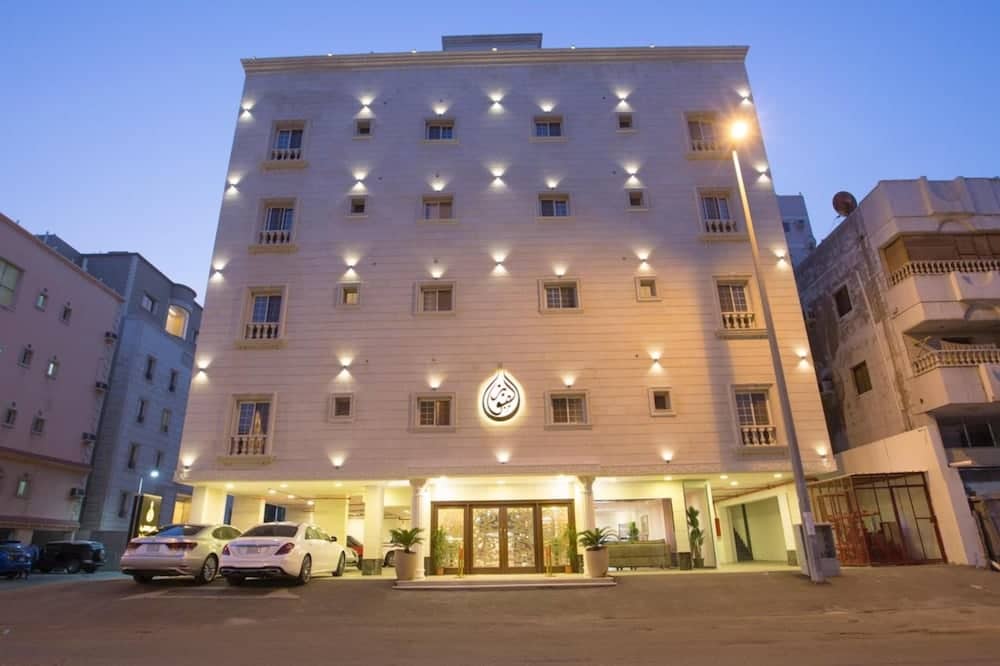 Al Fouz Luxury Hotel Suites