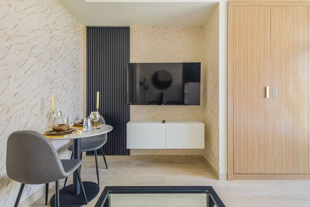 Nasma Luxury Stays - Riviera 10 — 5