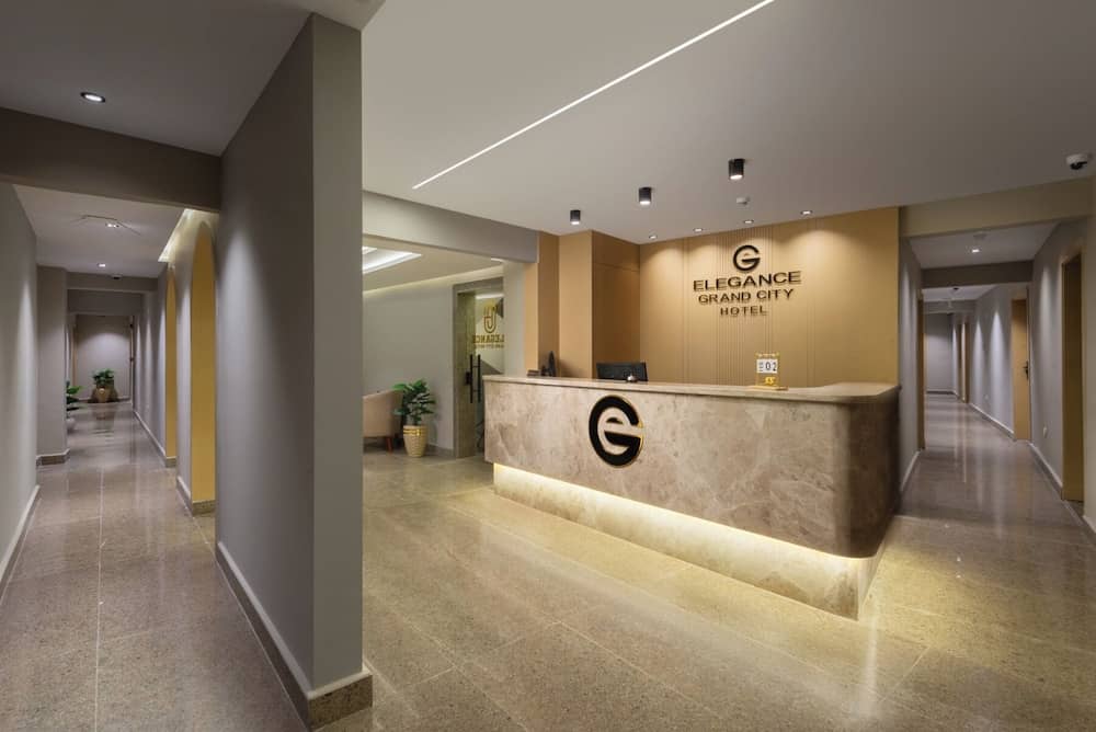 Elegance Grand City Hotel — 4
