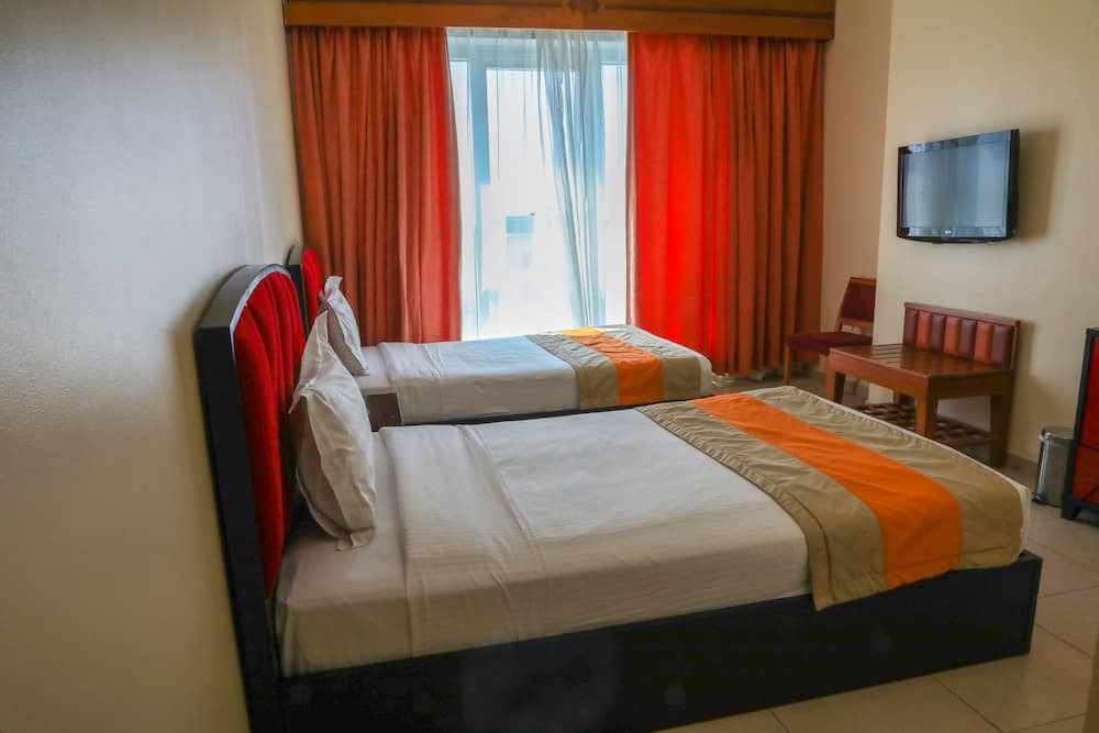 Wescott Plaza Hotel Apartment — 4