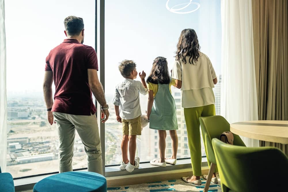 Holiday Inn Hotel & Suites Dubai Science Park by IHG — 3