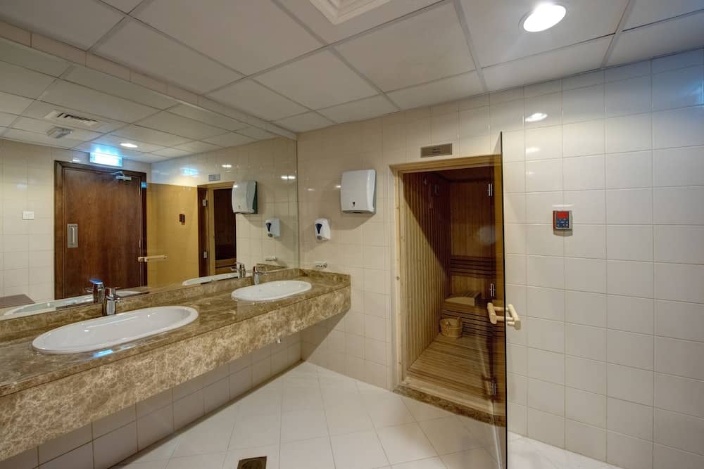Center Hotel Sharjah — 2