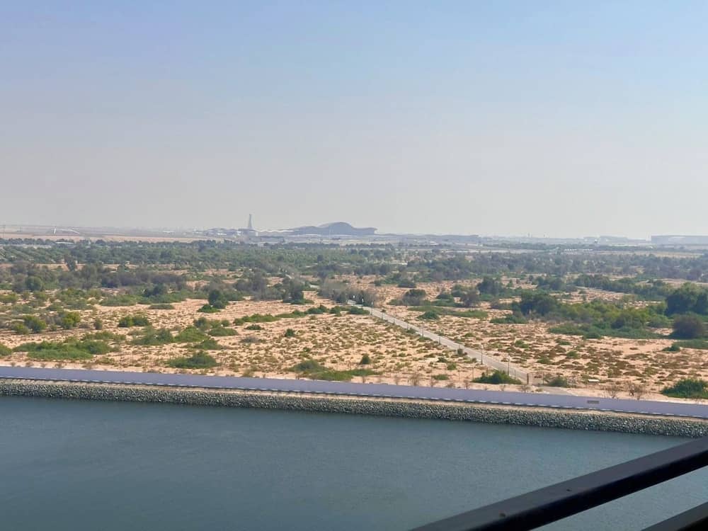 Maison Privee - Exquisite Living with Scenic Canal Vws on Yas Island — 3
