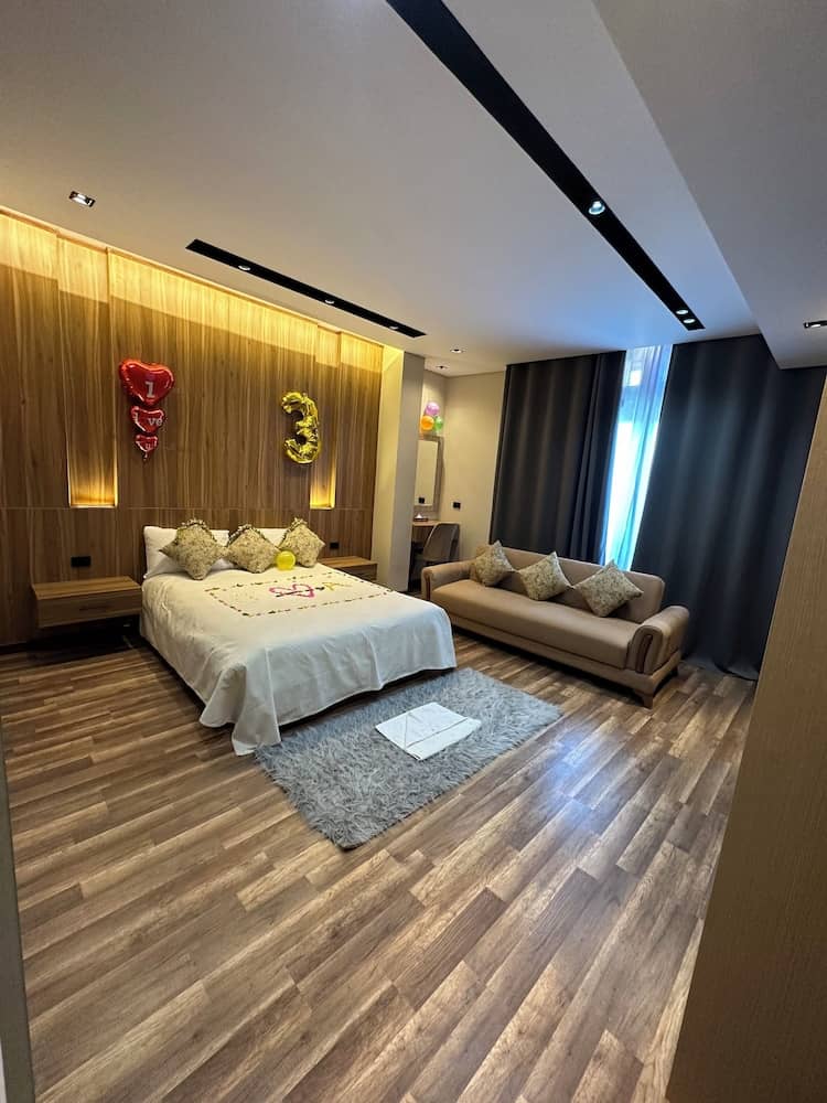 Farida Palace — 5