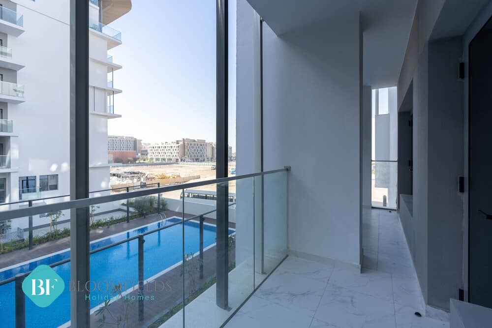 Executive 1 BR in Oasis - 2 — 3