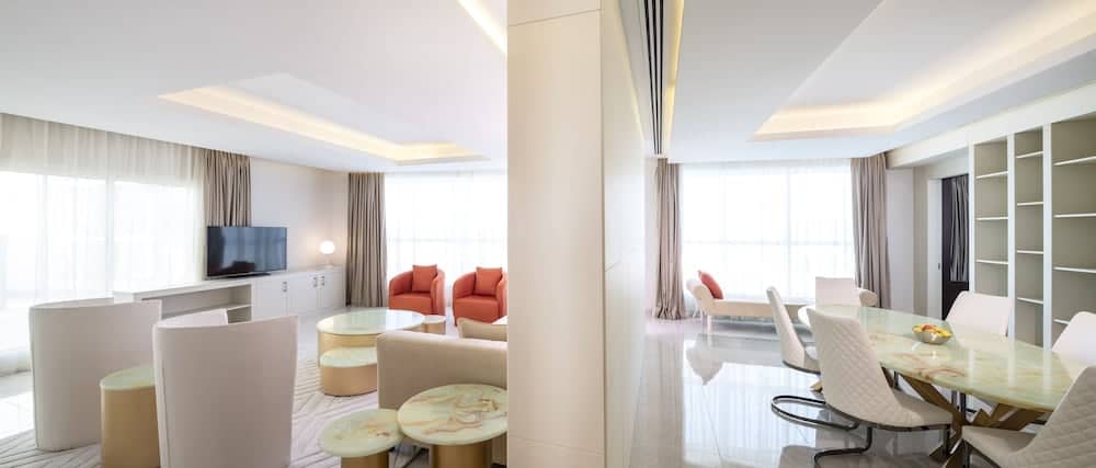 Four Points by Sheraton Sharjah — 2