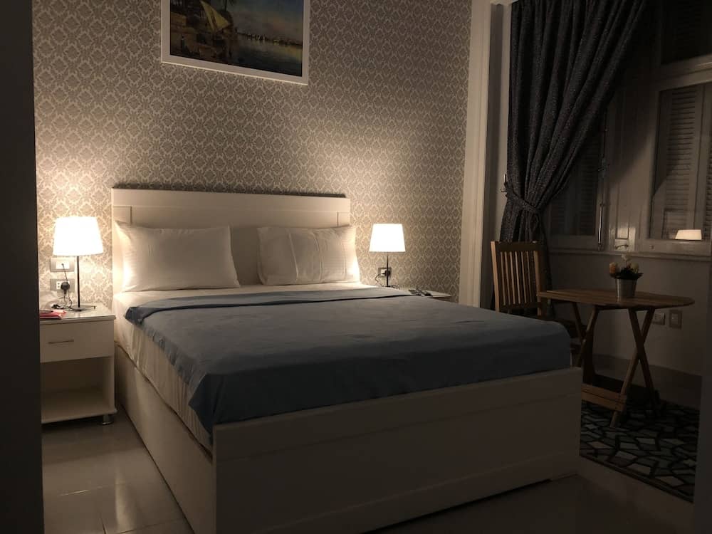 Columbia Hotel — 3