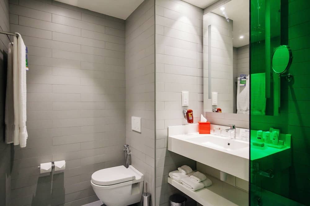 Park Inn by Radisson Dubai Motor City — 2