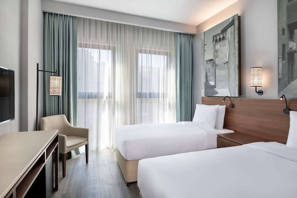 Super 8 by Wyndham Dubai Deira — 4