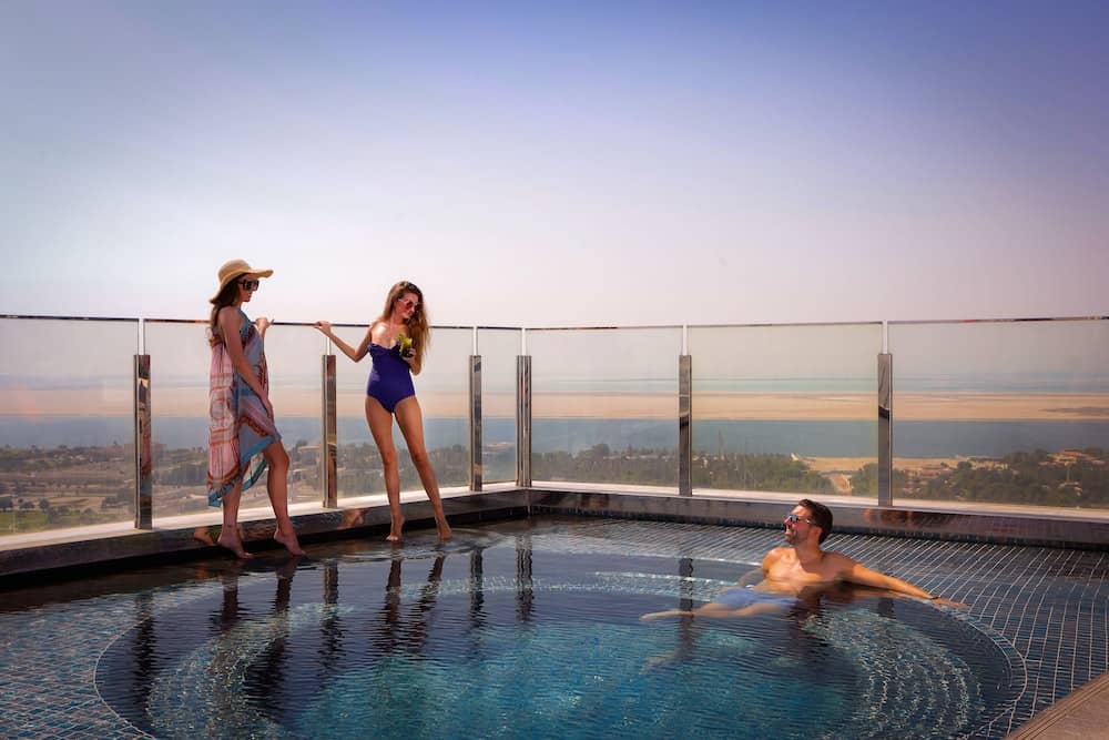 ANDAZ CAPITAL GATE ABU DHABI, BY HYATT — 3