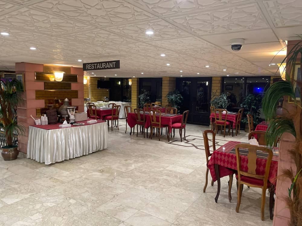 ROTANA ALFORSAN HOTEL — 5