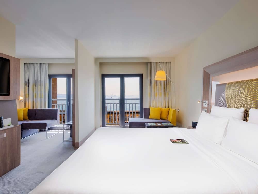 Novotel Istanbul Bosphorus — 4
