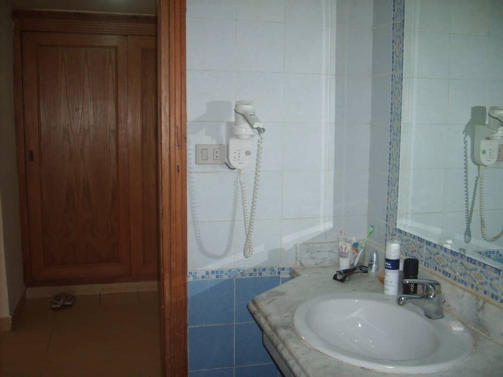 Gardenia Plaza — 5