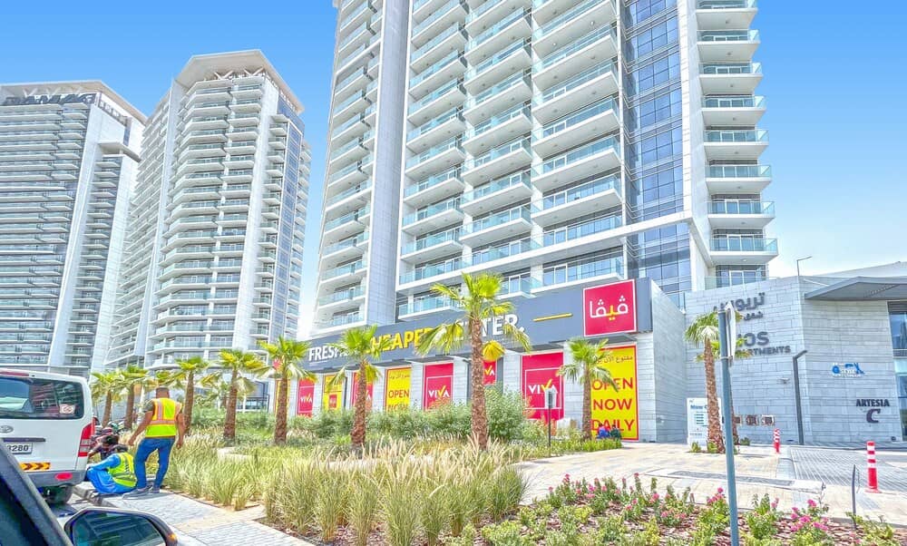 bnbme | Damac Hills Carson Tower | STUDIO