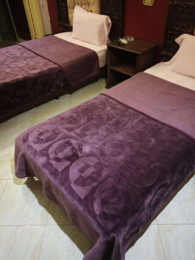 Sydna All Hussain Hotel — 3