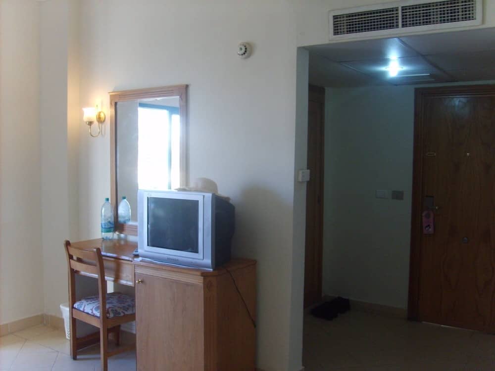 Gardenia Plaza — 4