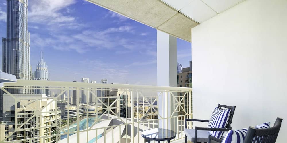 LUX The Burj Khalifa Fountain View Suite — 2