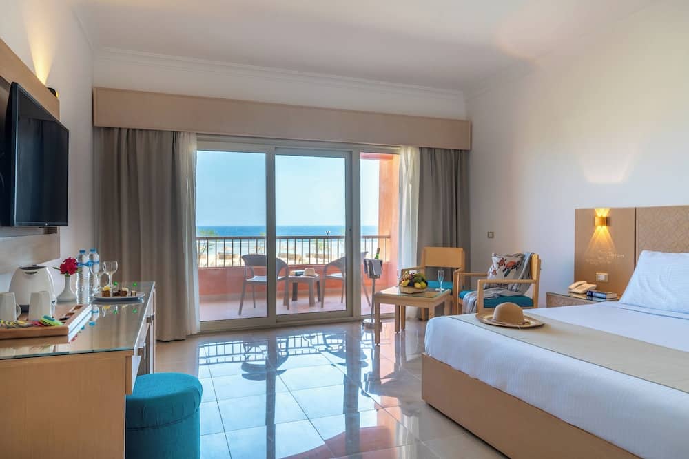 Three Corners Happy Life Beach Resort - All Inclusive — 5