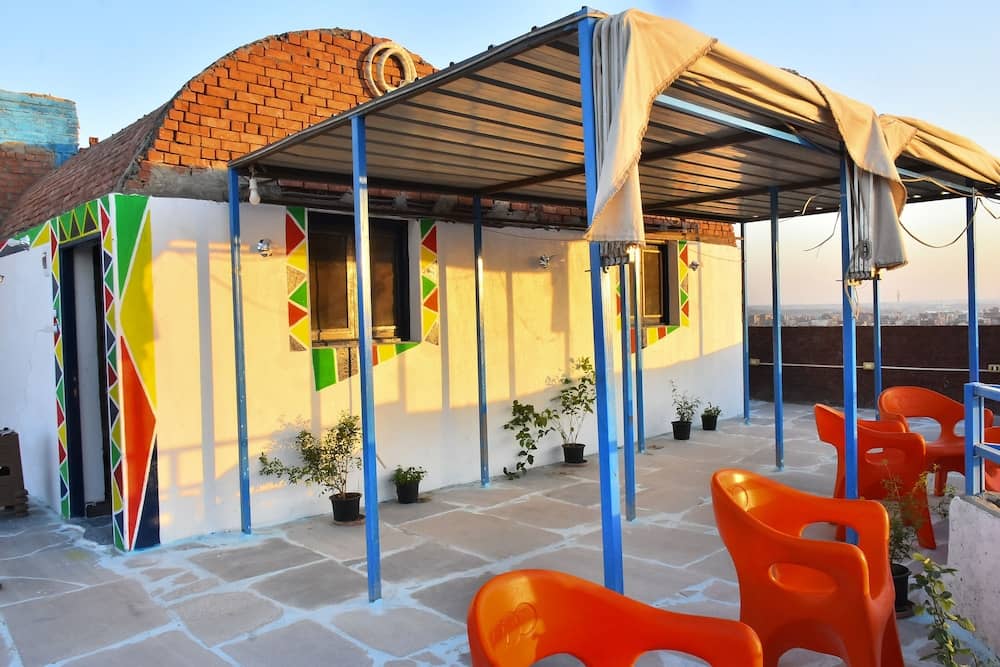 Captain Guest House — 2