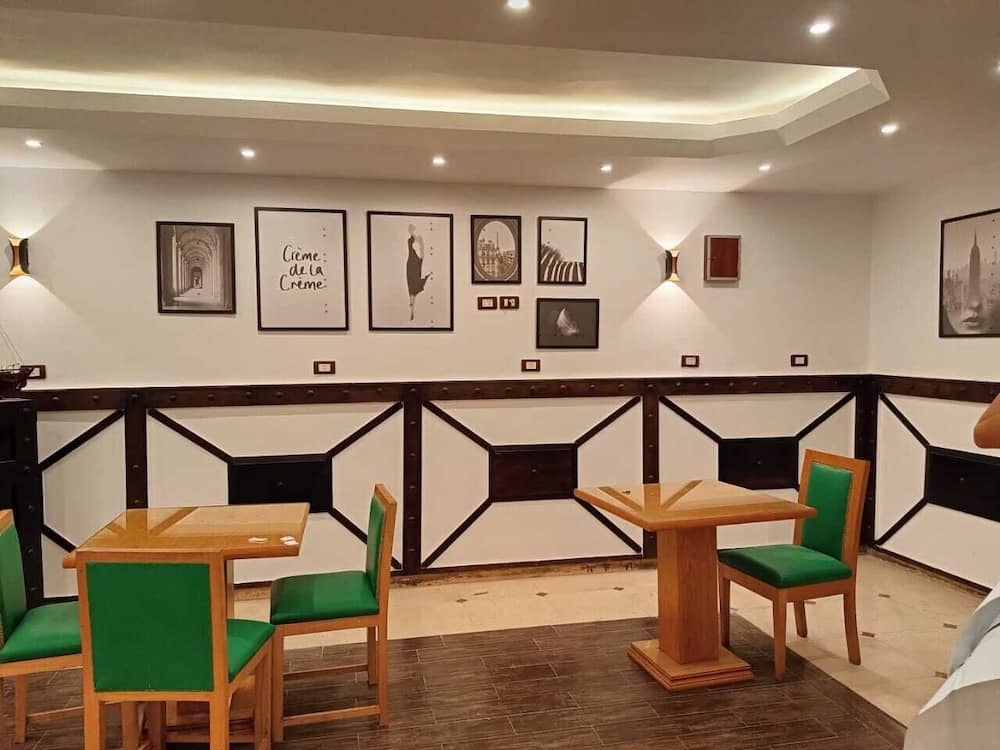 Aura Inn Hotel Cairo — 5