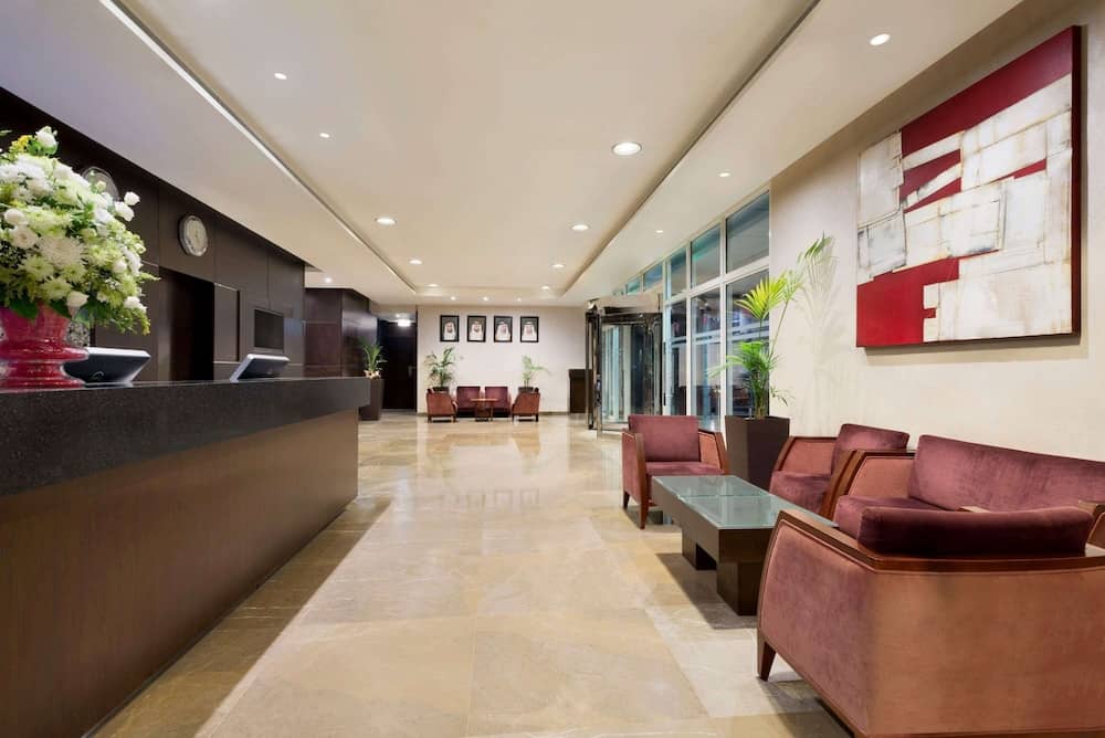 Ramada by Wyndham Abu Dhabi Downtown — 2