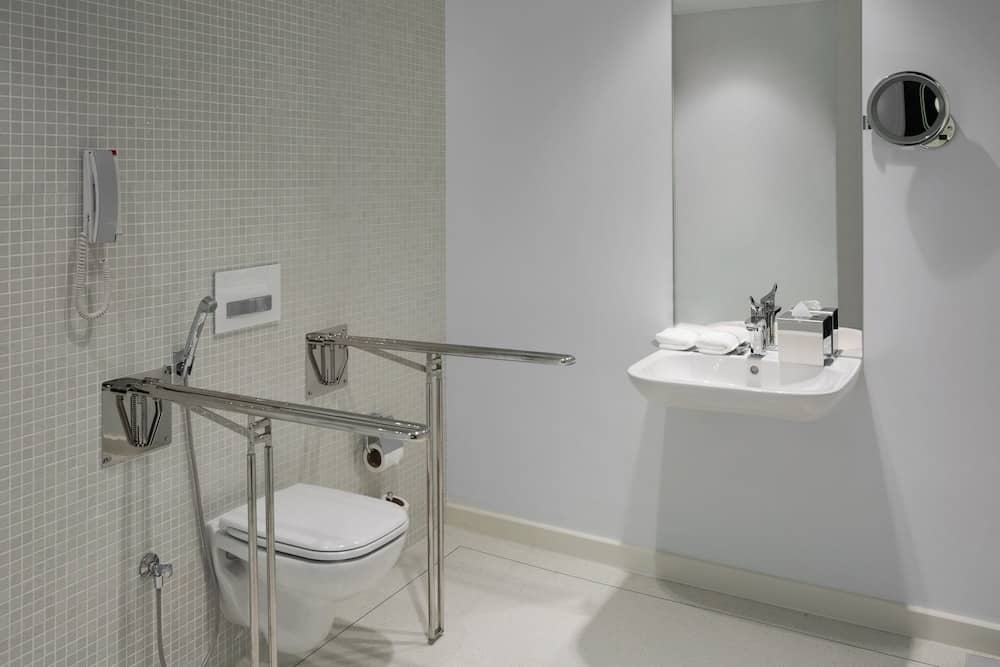 Staybridge Suites Al Khobar by IHG — 5