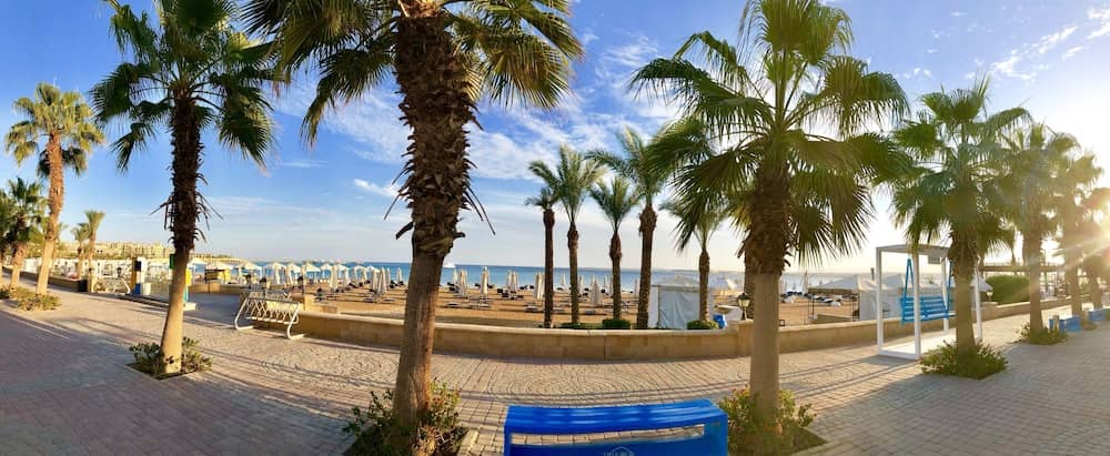 Luxury 4BD Villa with Pool in Hurghada — 3