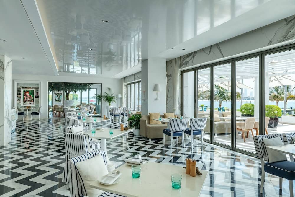 Th8 Palm Dubai Beach Resort, Vignette Collection by IHG — 4