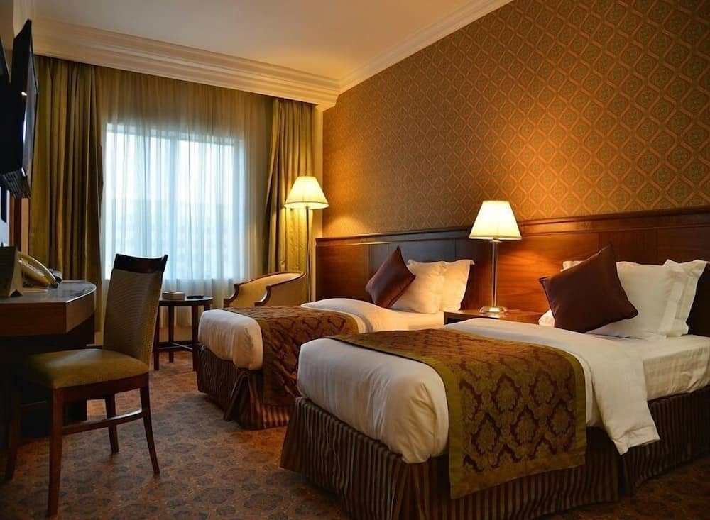 Nozol Royal Inn Hotel — 4