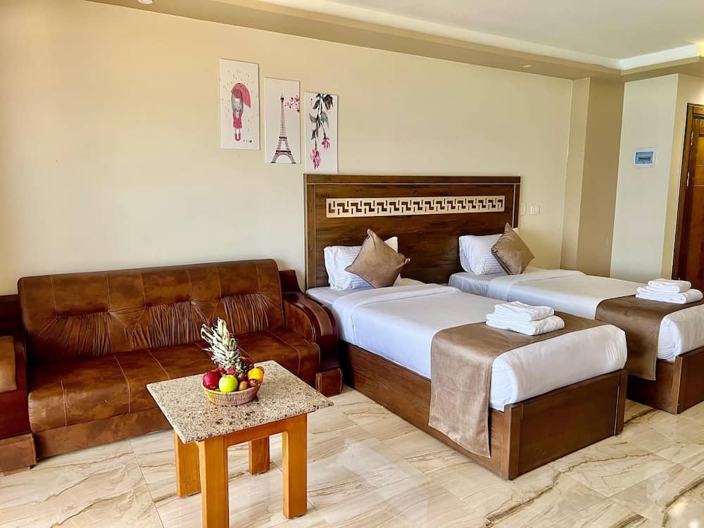 moon beach resort — 3