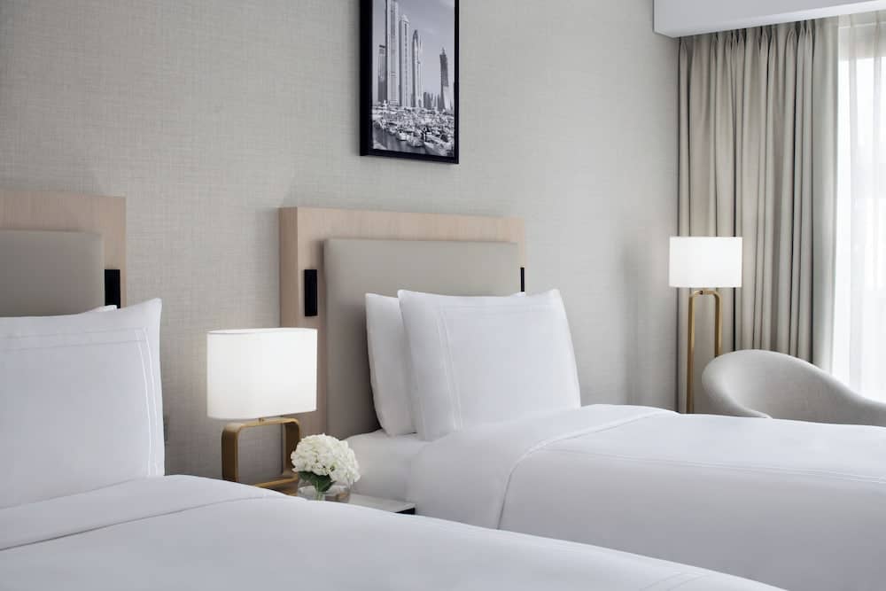 JW Marriott Hotel Marina — 5