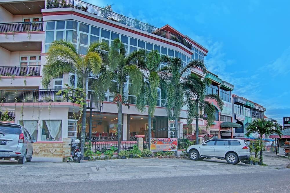 Golden Sands Hotel Apartments — 3