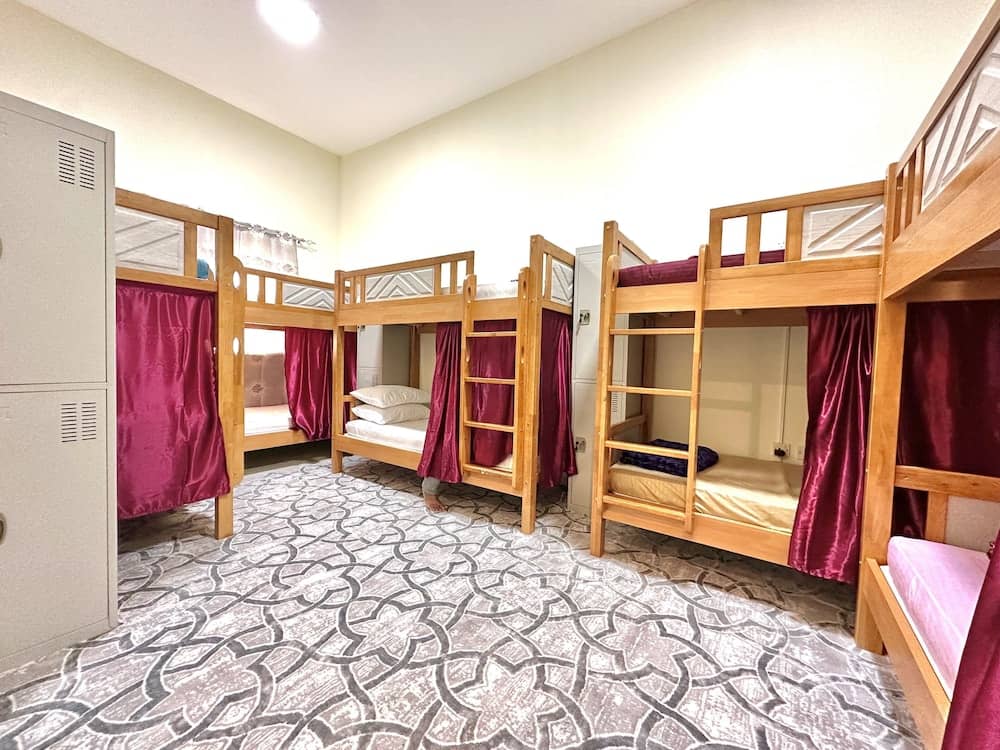 Hello Hostel — 4