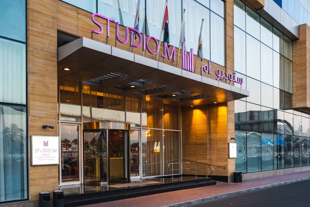 Studio M Arabian Plaza Hotel & Hotel Apartments — 2