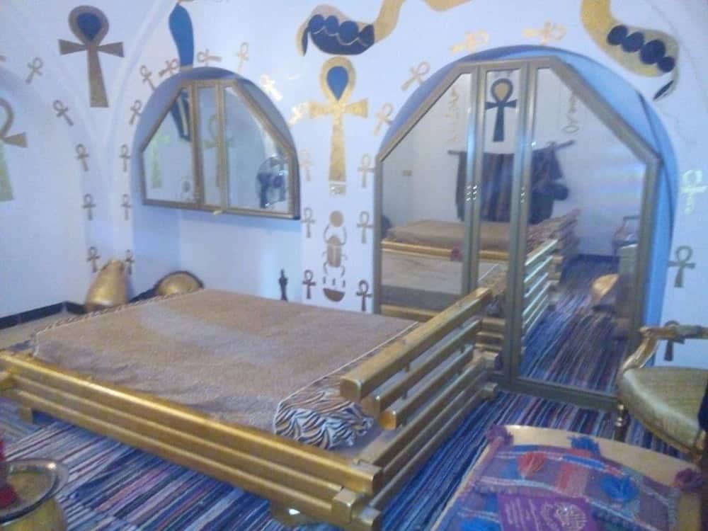 Golden Pharaoh — 3