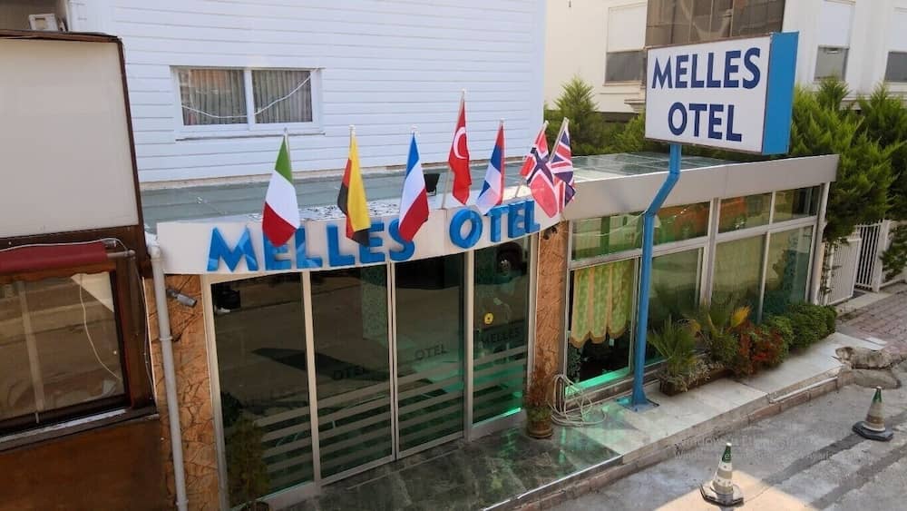 Melles Hotel & Apart
