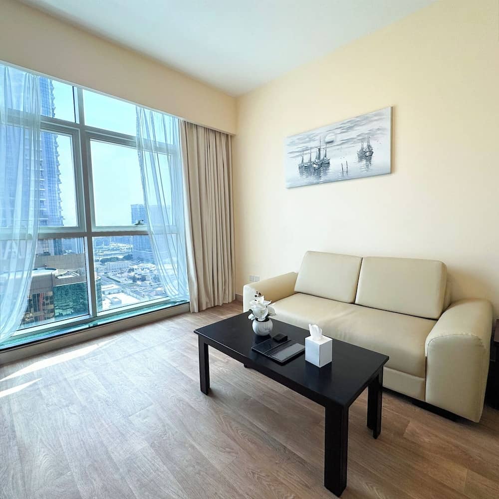 Emirates Grand Hotel — 4
