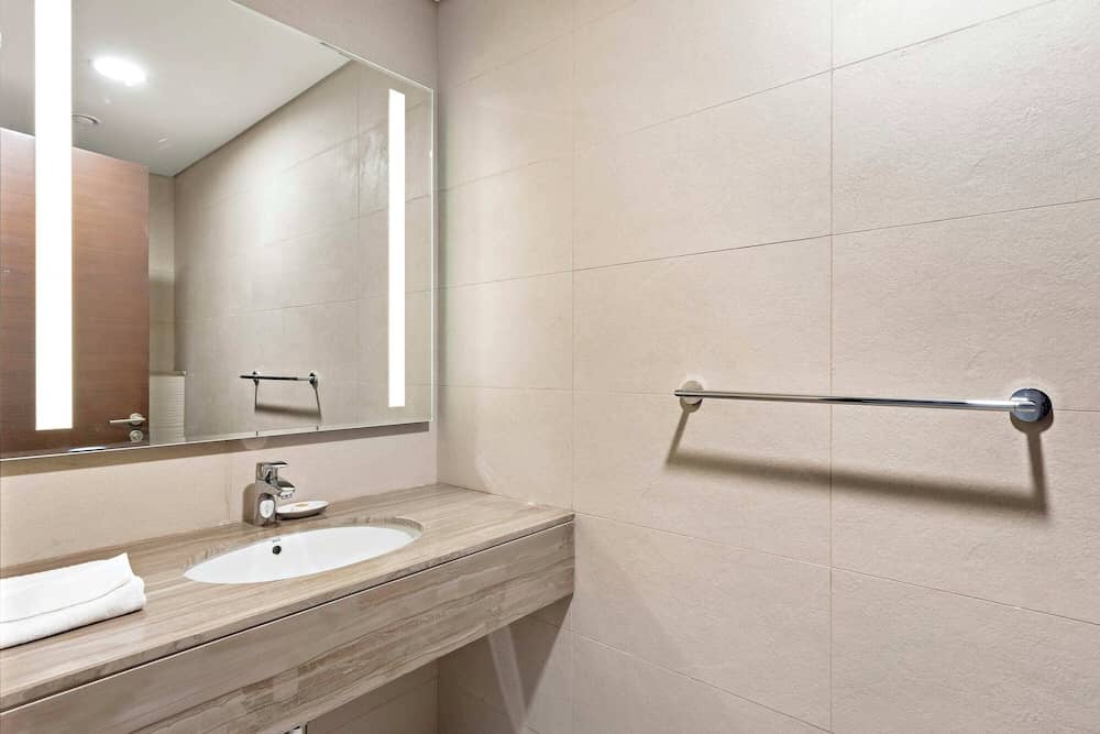 Silkhaus Najmat C 2, Al Reem Abu Dhabi — 4